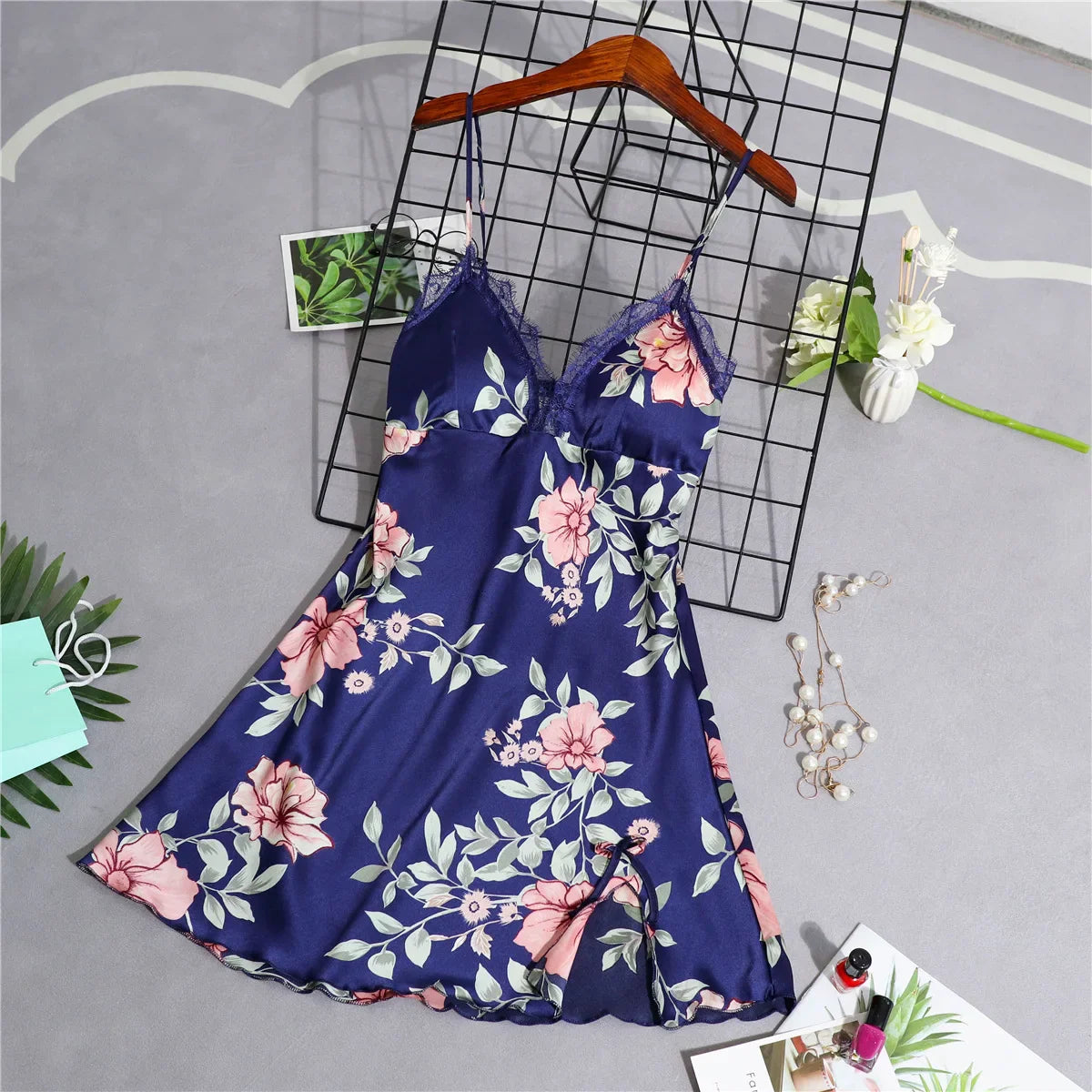 Conjunto Pijama 5 Peças em Cetim - Encanto Floral